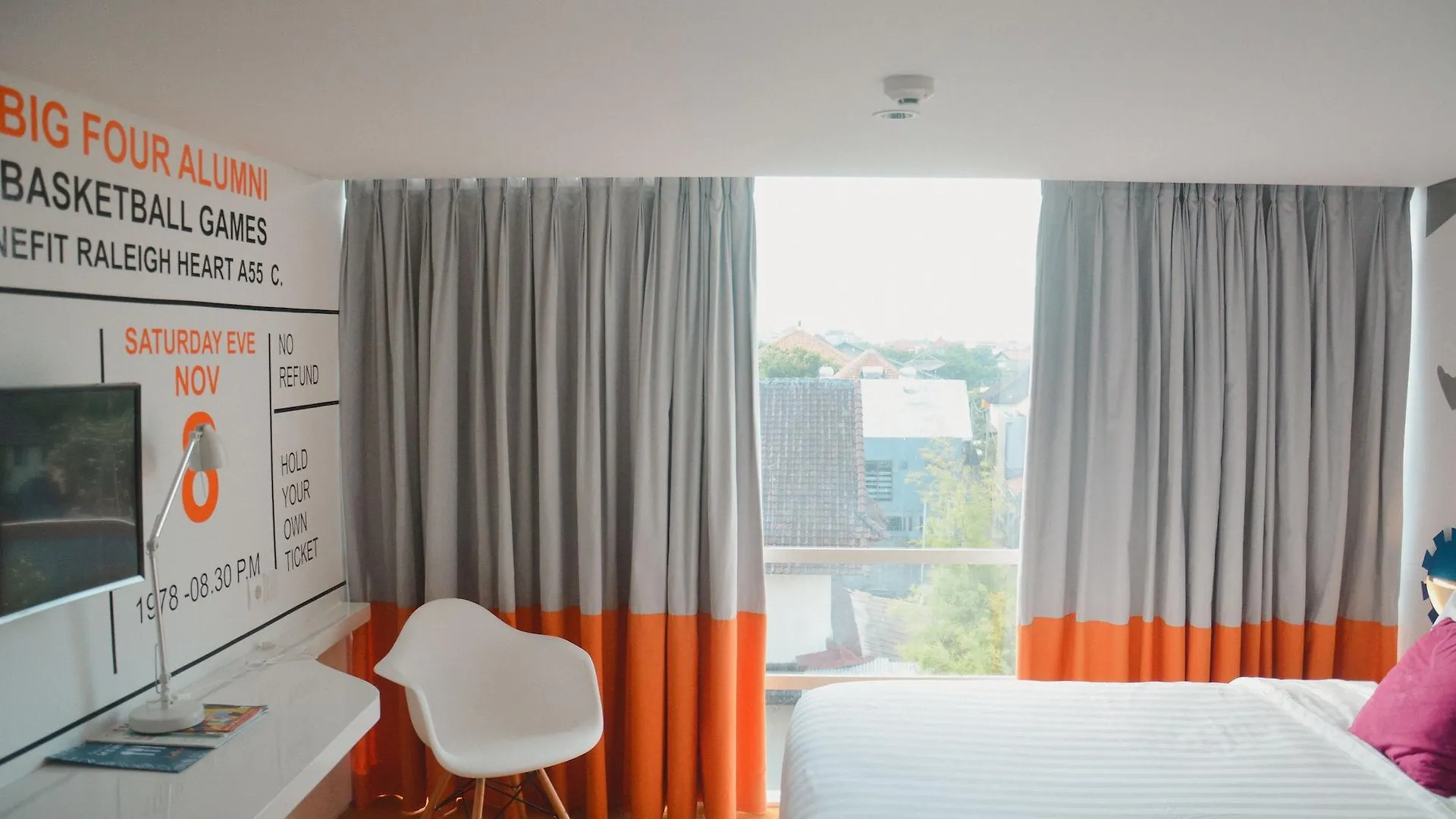 Berry Glee Thematic Hotel Kuta  4*, Kuta (Bali)
