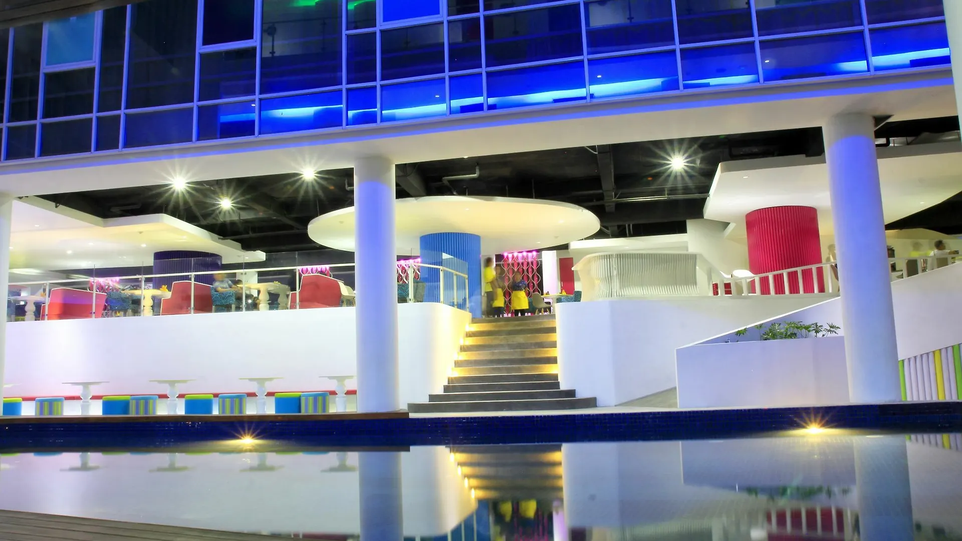 Berry Glee Thematic Hotel Kuta  Kuta (Bali)