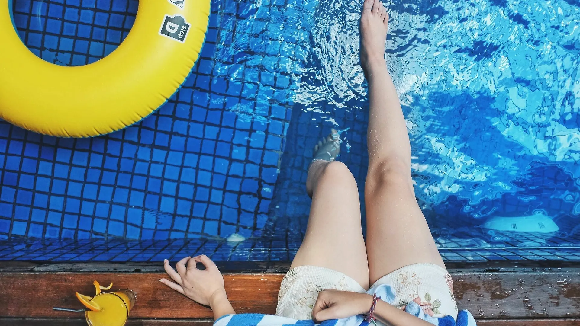 Berry Glee Thematic Hotel Kuta Lombok